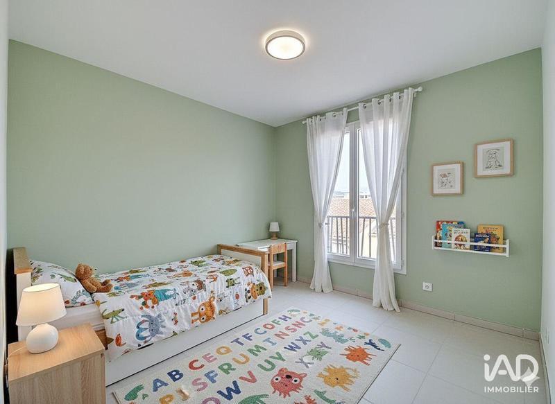 Maison - 97 m² - 5 pièces