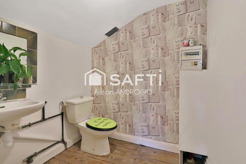 Maison - 387 m² - 8 pièces