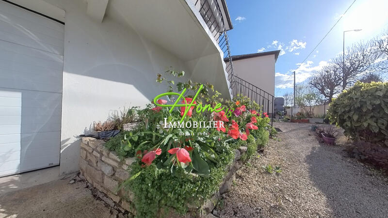 Maison - 83 m² - 4 pièces