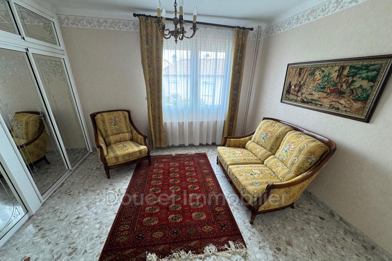 Maison - 189 m² - 5 pièces