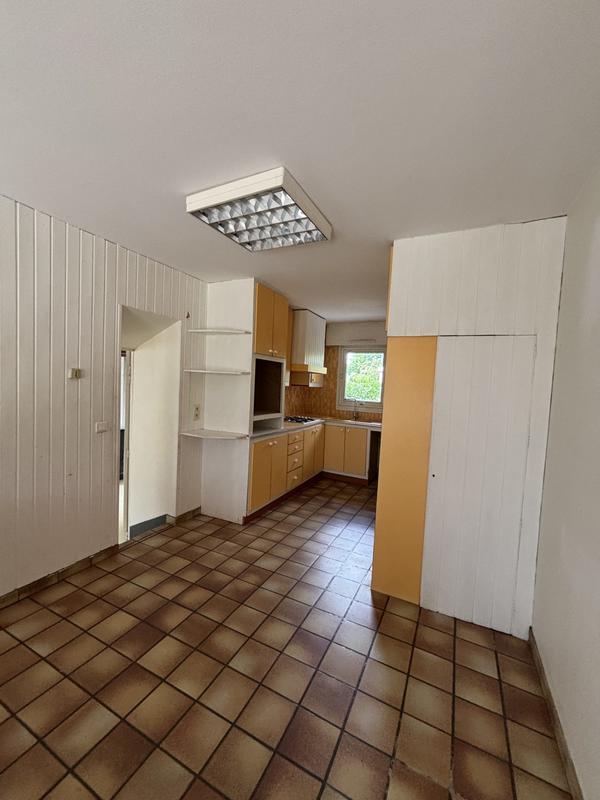 Bastide - 220 m² - 9 pièces