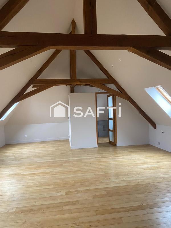 Maison - 229 m² - 9 pièces