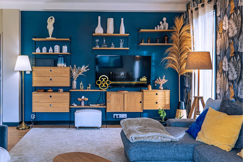 Maison - 238 m² - 8 pièces