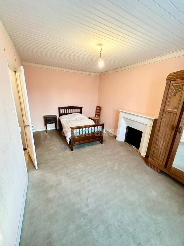 Maison - 92 m² - 5 pièces