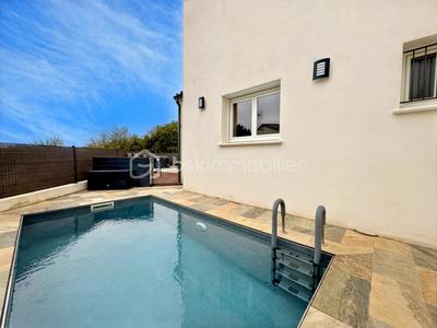 Maison - 108 m² - 4 pièces