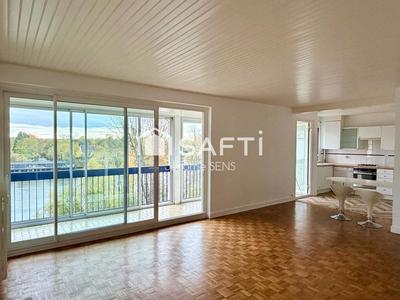 Appartement - 80 m² - 4 pièces