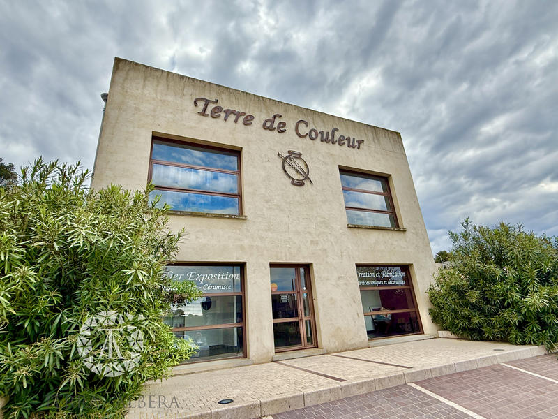 Immeuble - 220 m² - 6 pièces