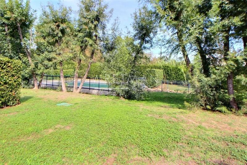 Villa - 100 m² - 5 pièces