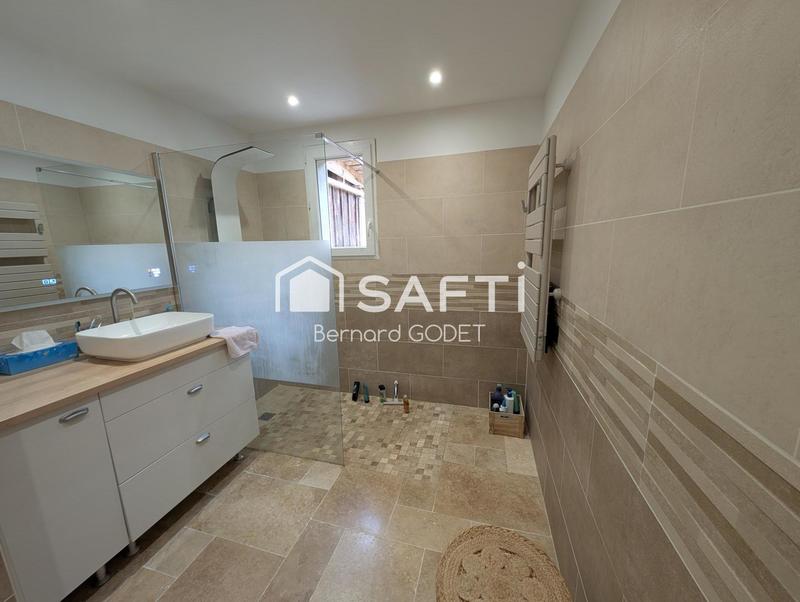 Maison - 85 m² - 3 pièces