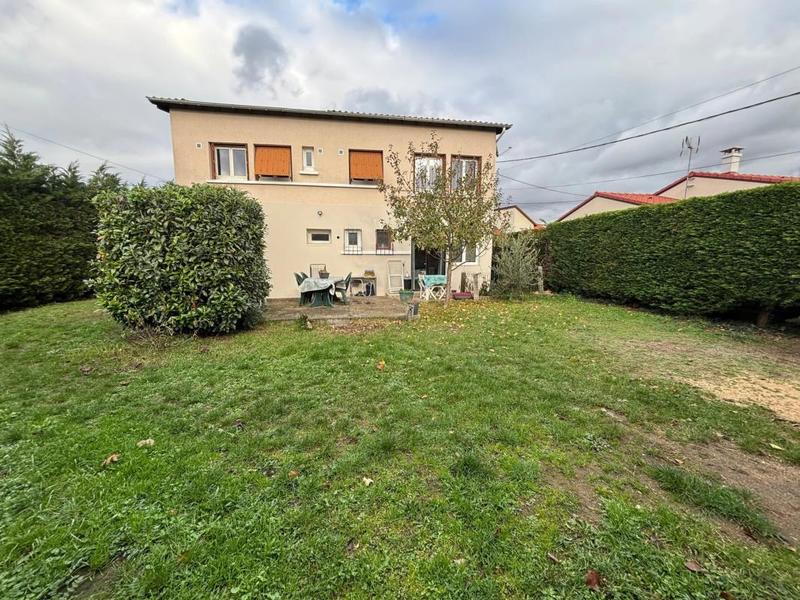 Maison - 140 m² - 6 pièces