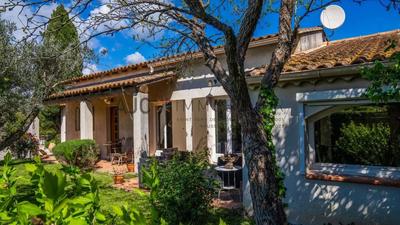 Maison - 165 m² - 5 pièces