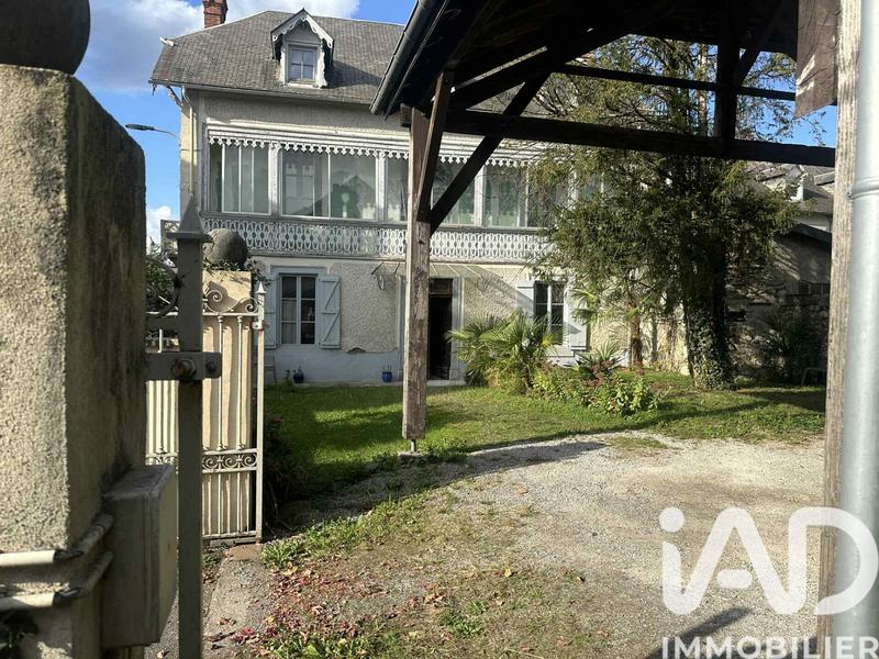 Maison - 192 m² - 6 pièces