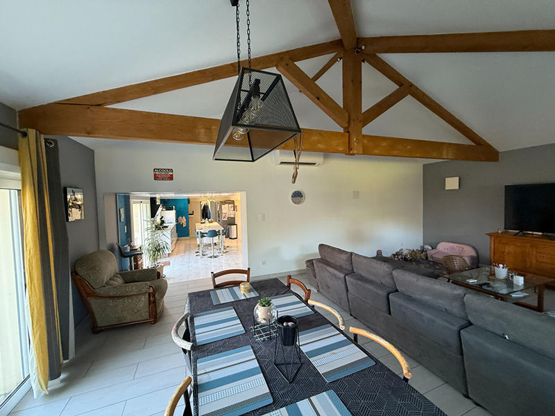 Maison - 160 m² - 6 pièces