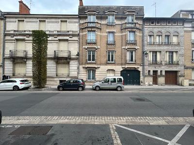 Appartement - 92 m² - 4 pièces