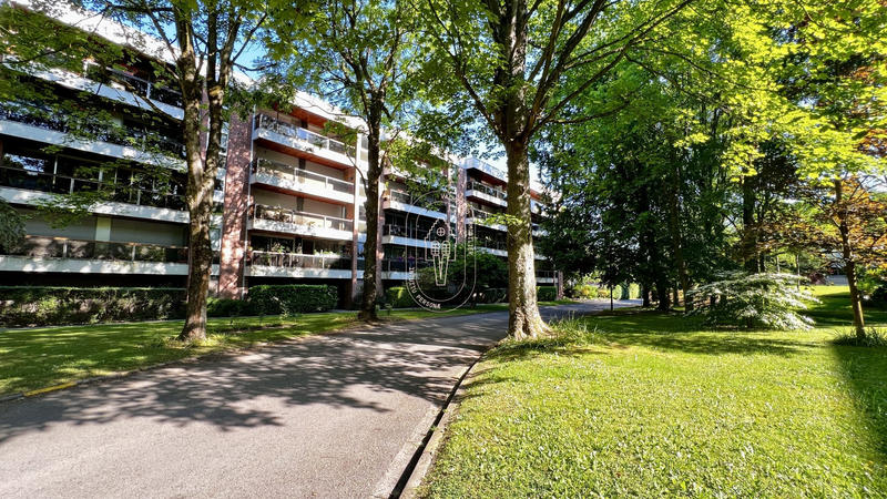 Appartement - 106 m² - 4 pièces