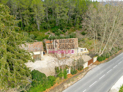 Maison - 111 m² - 4 pièces