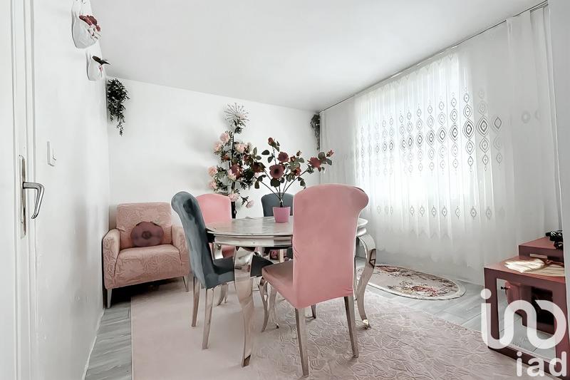 Appartement - 83 m² - 5 pièces