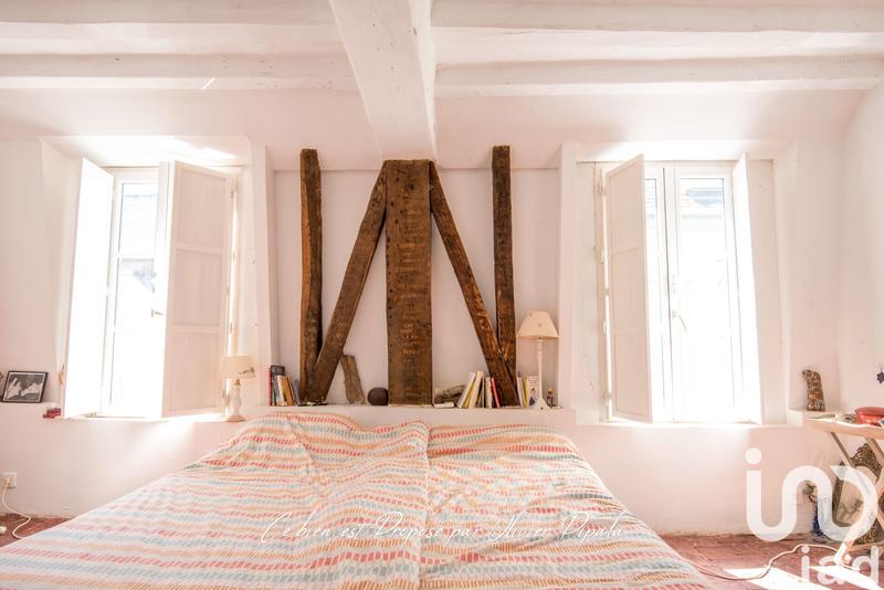 Maison - 197 m² - 9 pièces