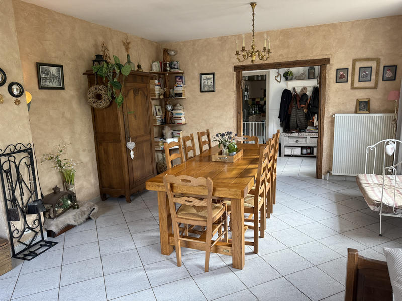 Maison - 110 m² - 6 pièces