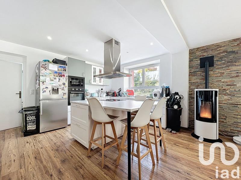 Maison - 92 m² - 5 pièces