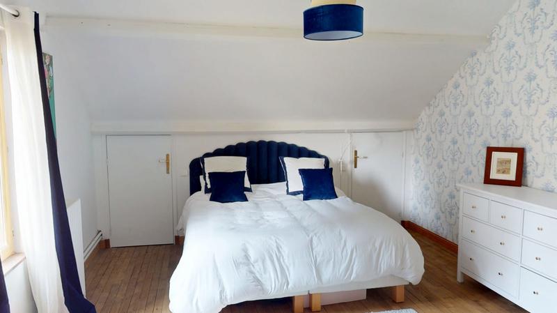 Maison ancienne - 171 m² - 6 pièces