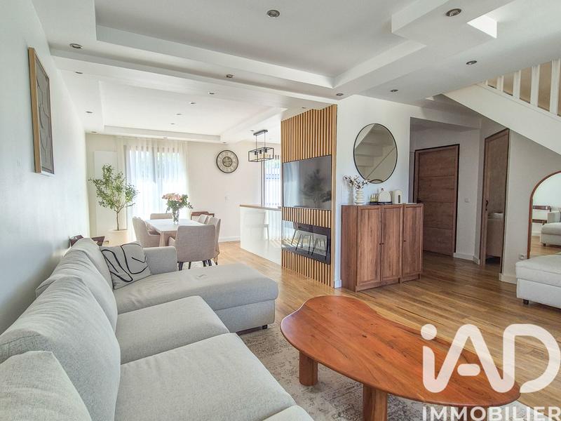 Maison - 131 m² - 7 pièces