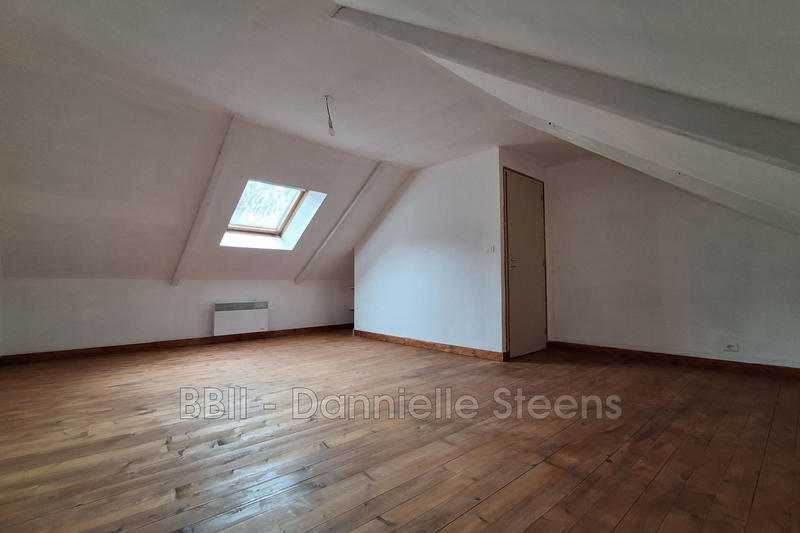 Maison - 216 m² - 10 pièces