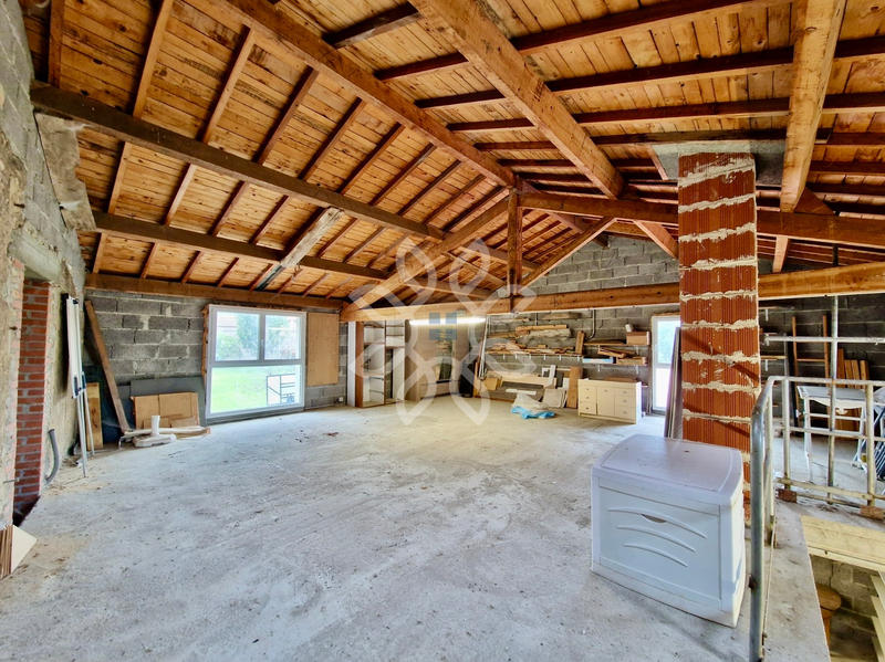 Propriété - 361 m² - 10 pièces