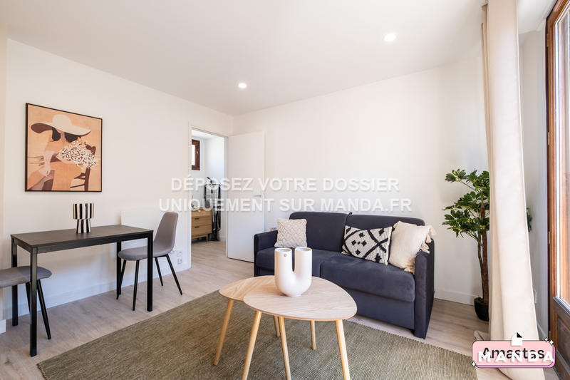 Studio - 30 m² - 1 pièce