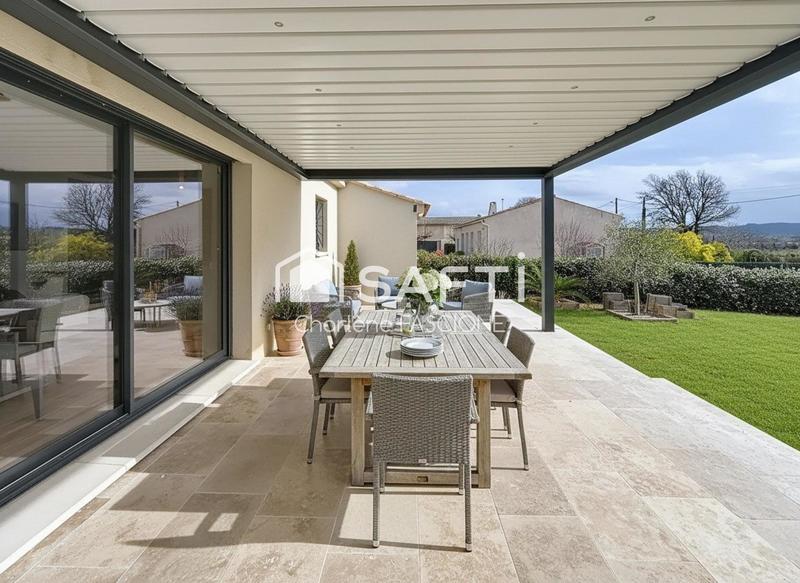 Maison - 94 m² - 4 pièces