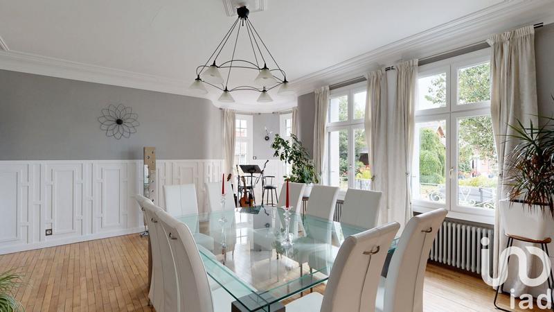 Maison - 288 m² - 7 pièces