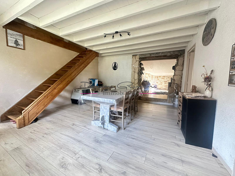 Maison - 176 m² - 8 pièces