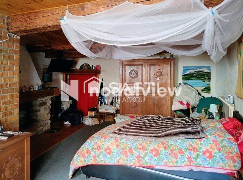 Maison de village - 250 m² - 6 pièces