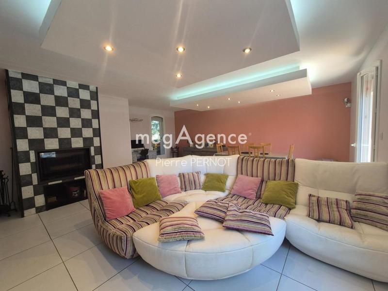 Maison - 134 m² - 5 pièces