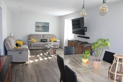 Maison - 137 m² - 8 pièces