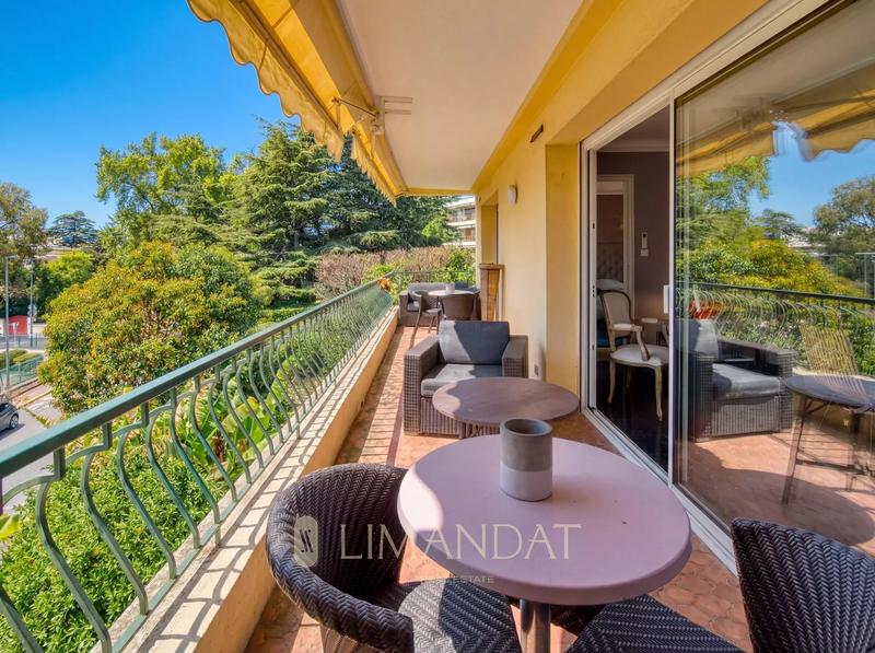 Appartement - 79 m² - 3 pièces