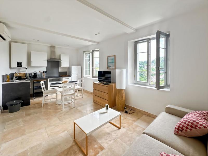 Studio - 21 m² - 1 pièce