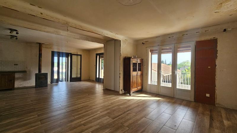 Maison ancienne - 210 m² - 6 pièces