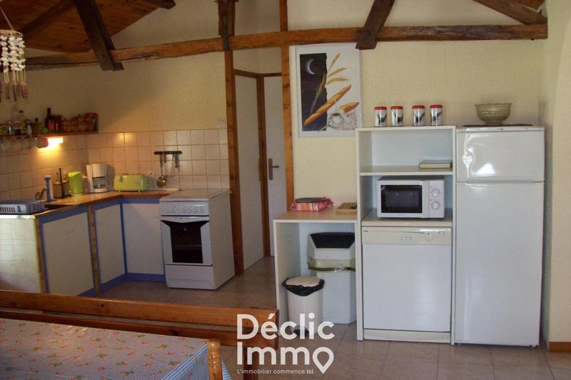 Maison - 250 m² - 10 pièces