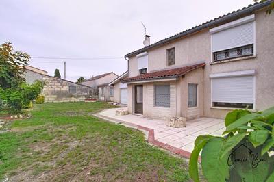 Maison - 205 m² - 8 pièces