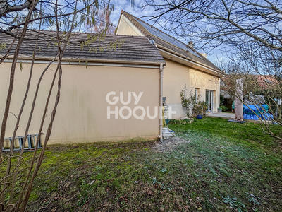 Maison - 95 m² - 5 pièces