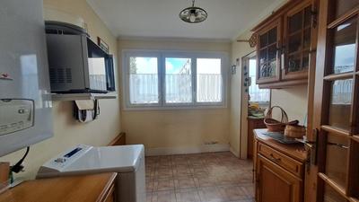 Appartement - 94 m² - 5 pièces