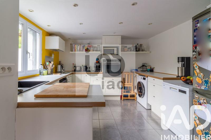 Maison - 90 m² - 5 pièces