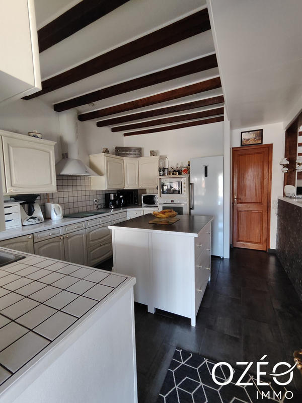 Maison - 138 m² - 6 pièces