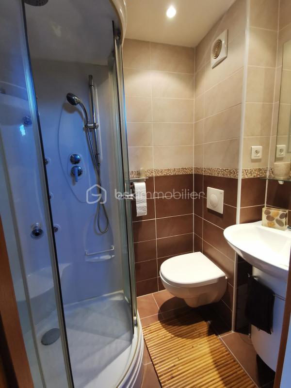 Maison - 205 m² - 6 pièces