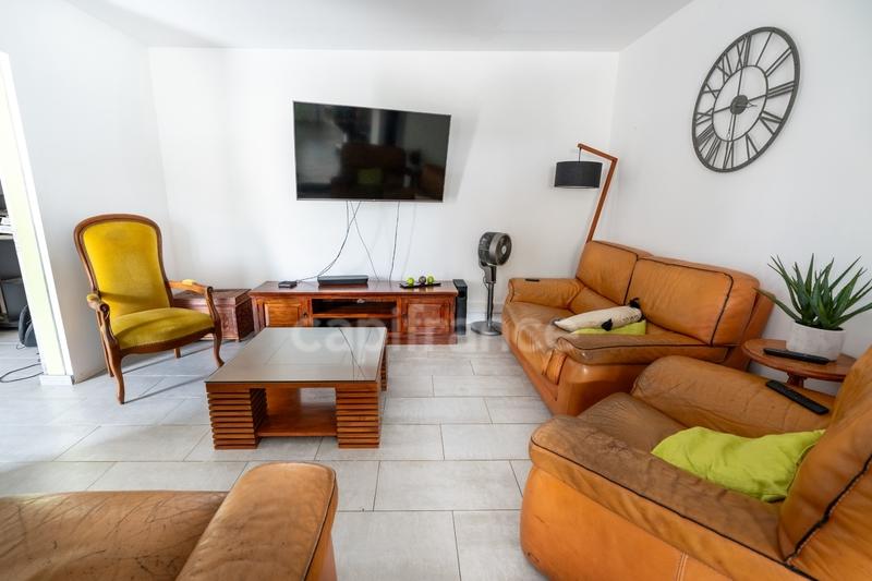 Villa - 257 m² - 10 pièces