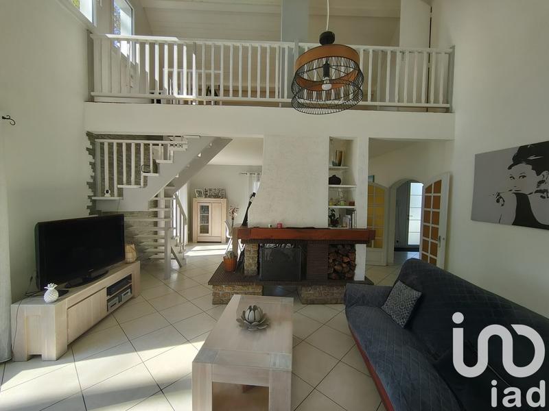 Maison - 183 m² - 6 pièces