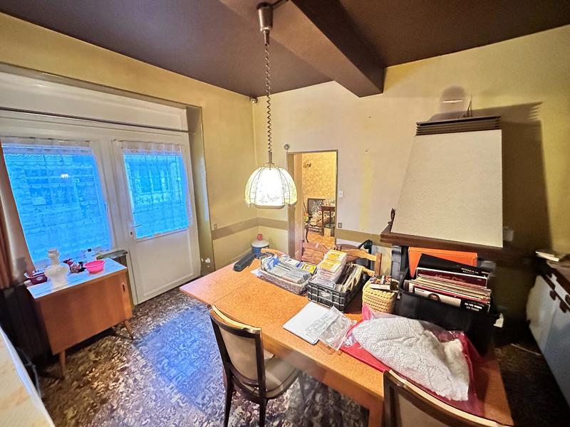 Maison - 220 m² - 8 pièces