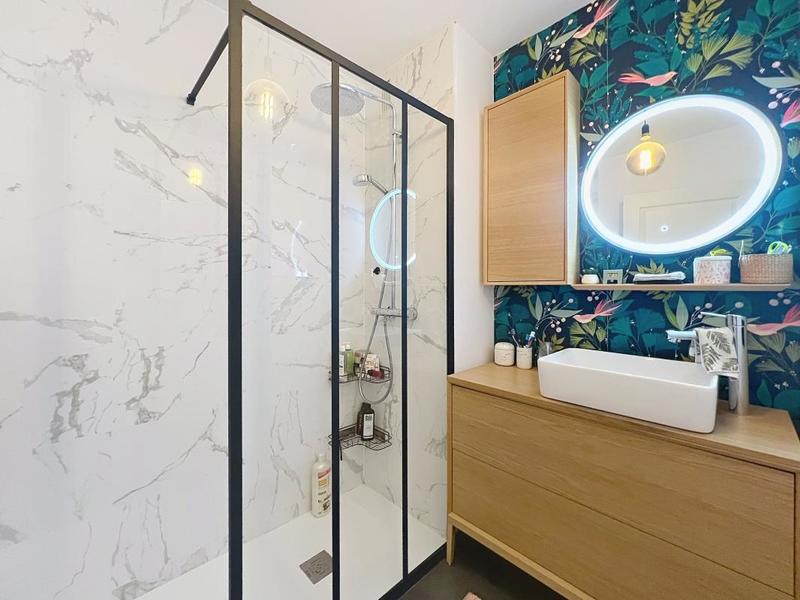 Appartement - 85 m² - 4 pièces