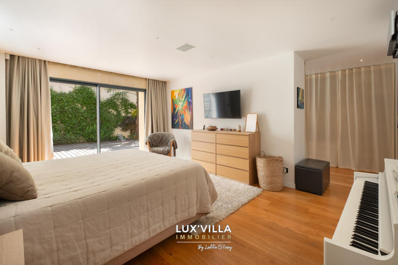 Mas - 210 m² - 5 pièces